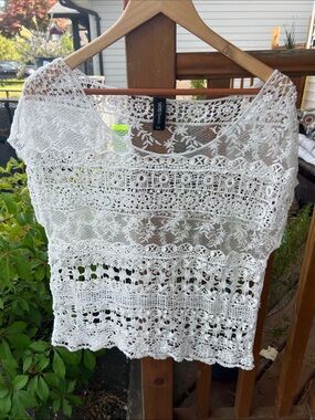 VTG Sacred Threads White Crochet Lace Top Boho Y2K Cap Sleeve Festival M/L